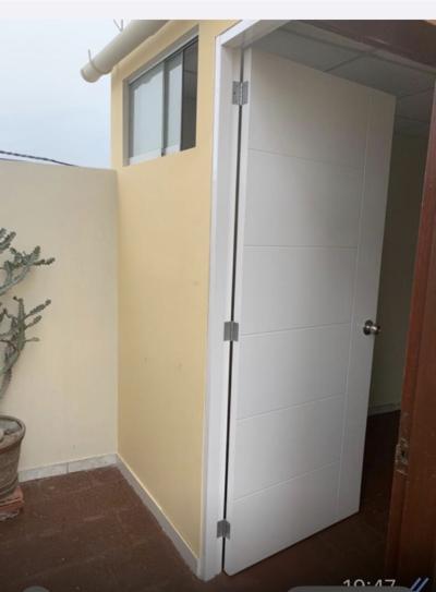 Alquilo minidepartamento