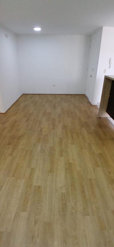 Venta Depa y Cochera en Condominio Villa Los Molles de 63m2 de 3 hab. (remodelado) - en Comas.