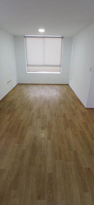 Venta Depa y Cochera en Condominio Villa Los Molles de 63m2 de 3 hab. (remodelado) - en Comas.