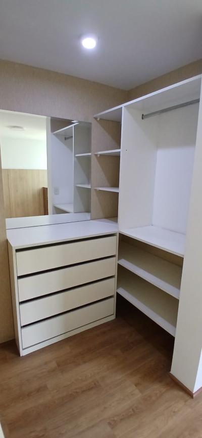 Venta Depa y Cochera en Condominio Villa Los Molles de 63m2 de 3 hab. (remodelado) - en Comas.