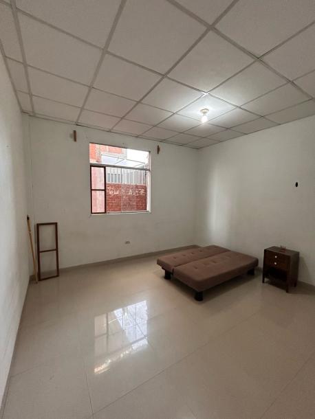 Alquilo habitacion independiente-1