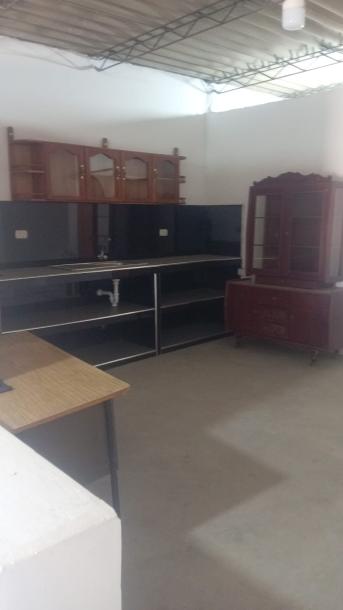 SE VENDE LOCAL COMERCIAL DE 132m² IDEAL PARA EMPRENDIMIENTO-2
