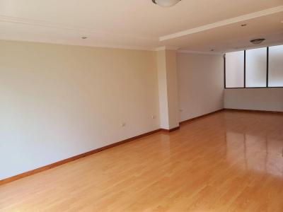 DEPARTAMENTO EN SURQUILLO AV ANGAMOS