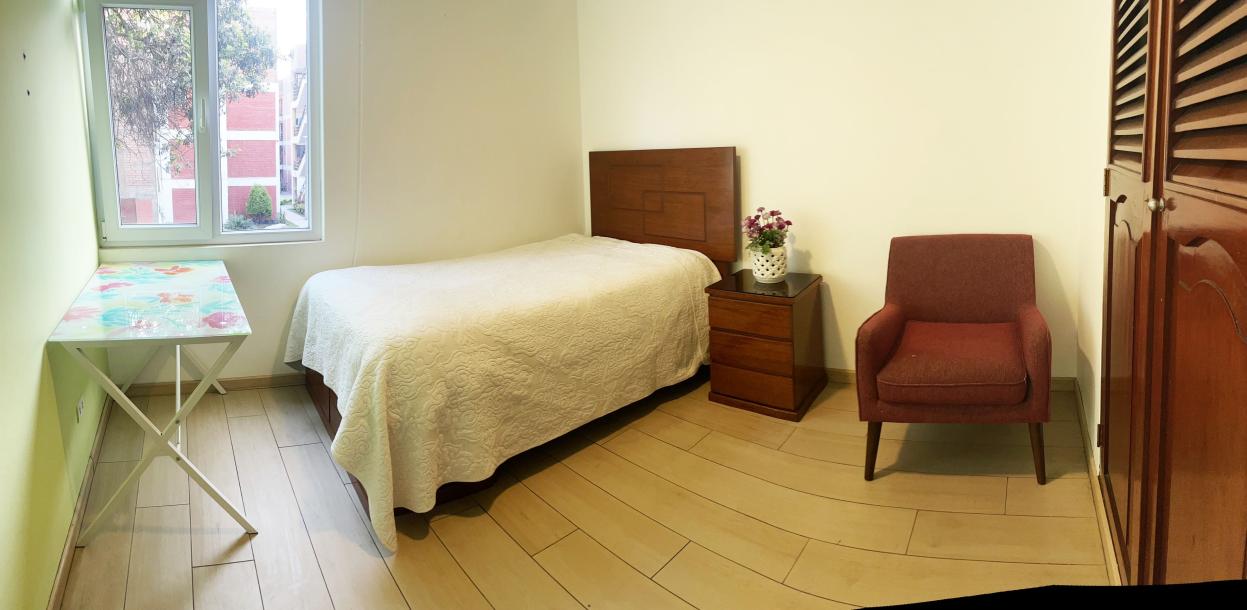 Monterrico. Cerca a universidades, Jockey Plaza, CC El Polo,  Vive seguro en condominio con amplias áreas verdes-4