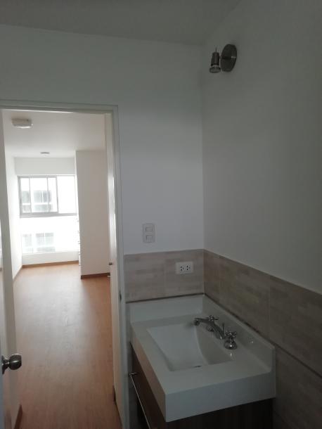 Alquilo Departamento de 1 Dormitorio En Jesus María-1