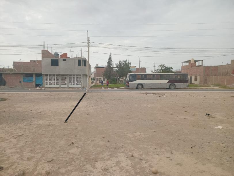 Lote de Terreno en la entrada a la Urbanización La Florida-3