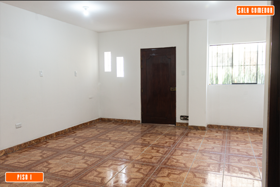 ¡Ocasión única! Casa de 3 pisos + terraza en VMT-2