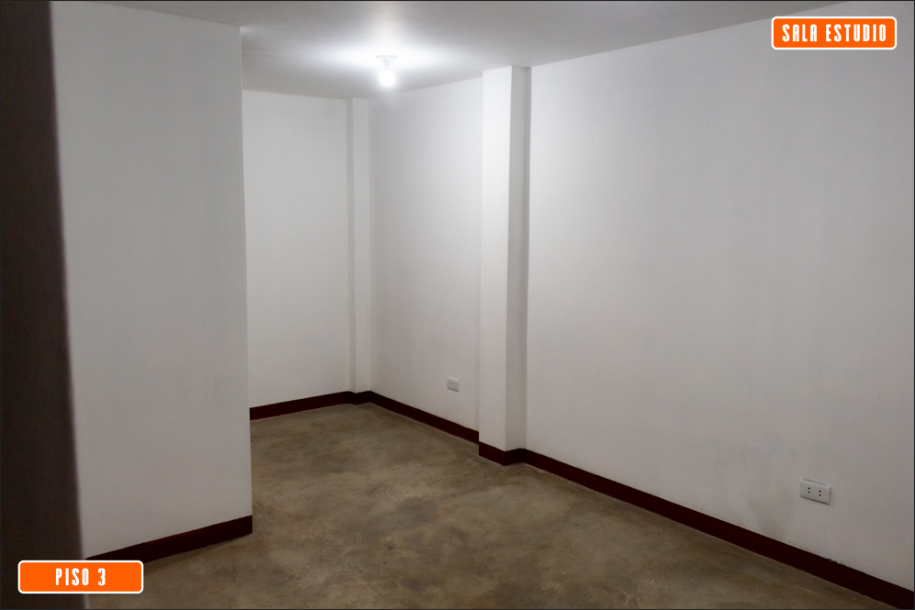 ¡Ocasión única! Casa de 3 pisos + terraza en VMT-14