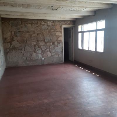Vendo Casa en Av. Los Robles cuadra 7 Urb. El Abanico - Chaclacayo