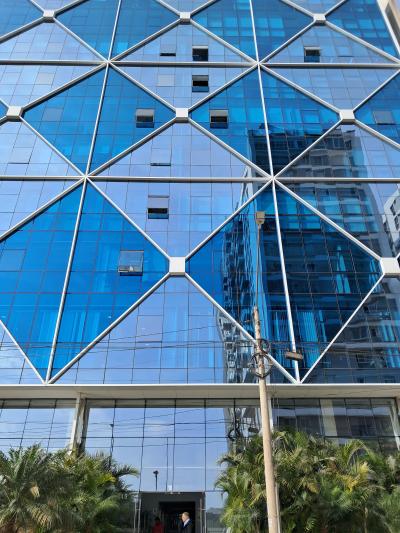 Alquilo Oficina corporativa en centro empresarial tanguis - solo empresas