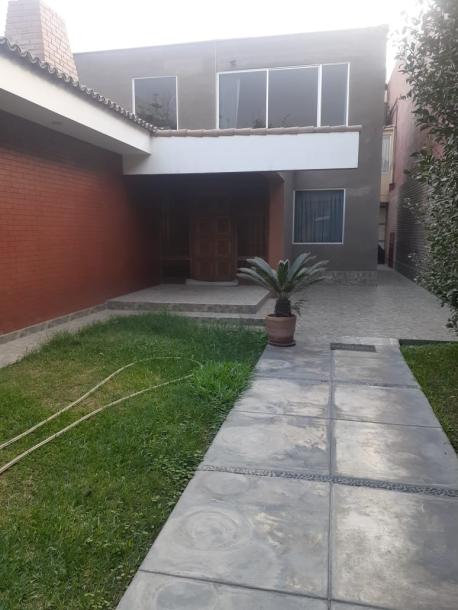 Vendo Casa en Av. Los Cedros cuadra 14 - Chaclacayo-5