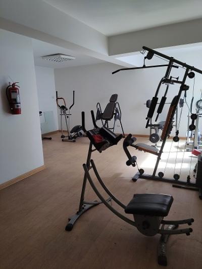 VENTA de Departamento de 2 dormitorios AMOBLADO y EQUIPADO en MIRAFLORES