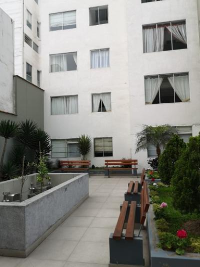 VENTA de Departamento de 2 dormitorios AMOBLADO y EQUIPADO en MIRAFLORES