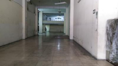 VENTA DE LOCAL COMERCIAL - COCHERA HUALLAGA